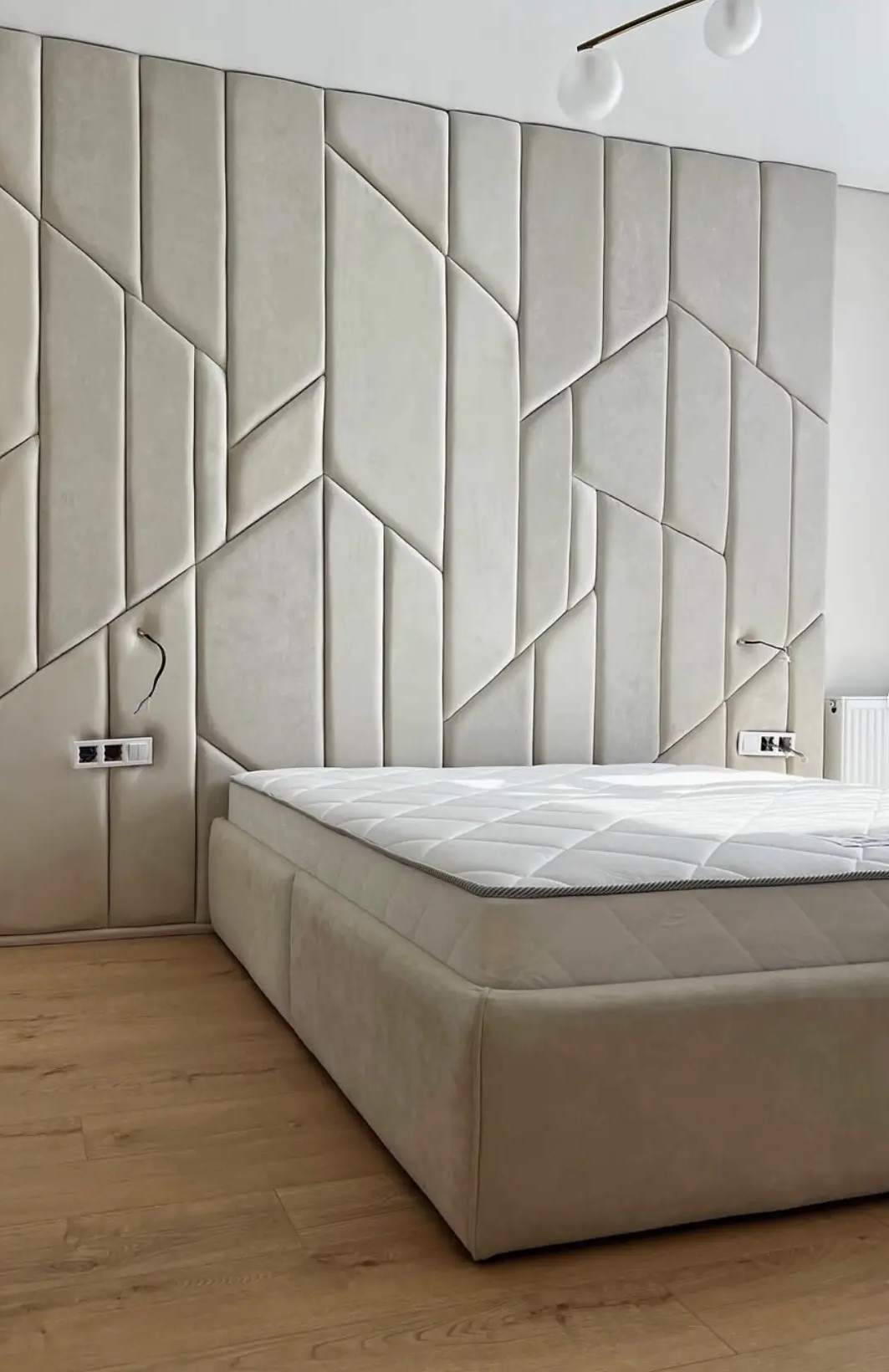 Holland Park Panelled Bed Wall