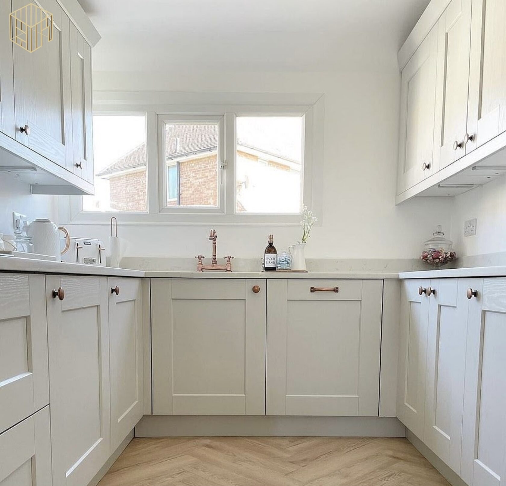 Finished Kitchens — frame 5