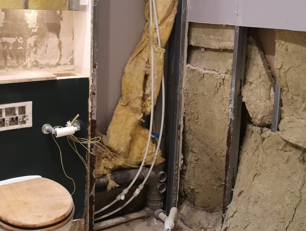 Bathrooms gallery image 13