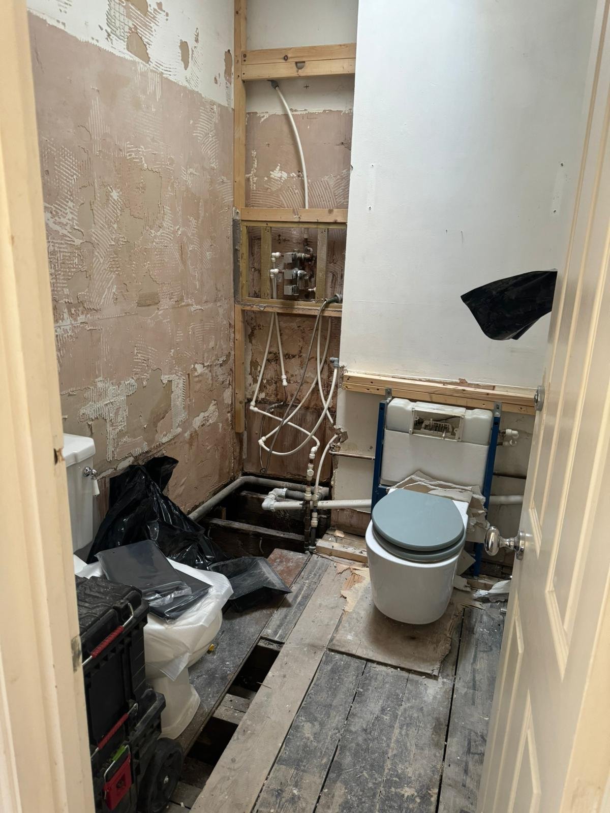 Bathrooms gallery image 16